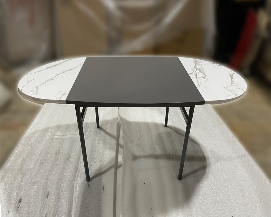 （銅標福利品）TOLEDO 折疊餐桌